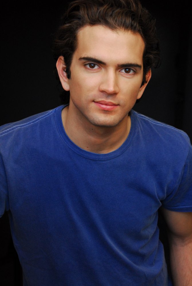 Cameron Cruz