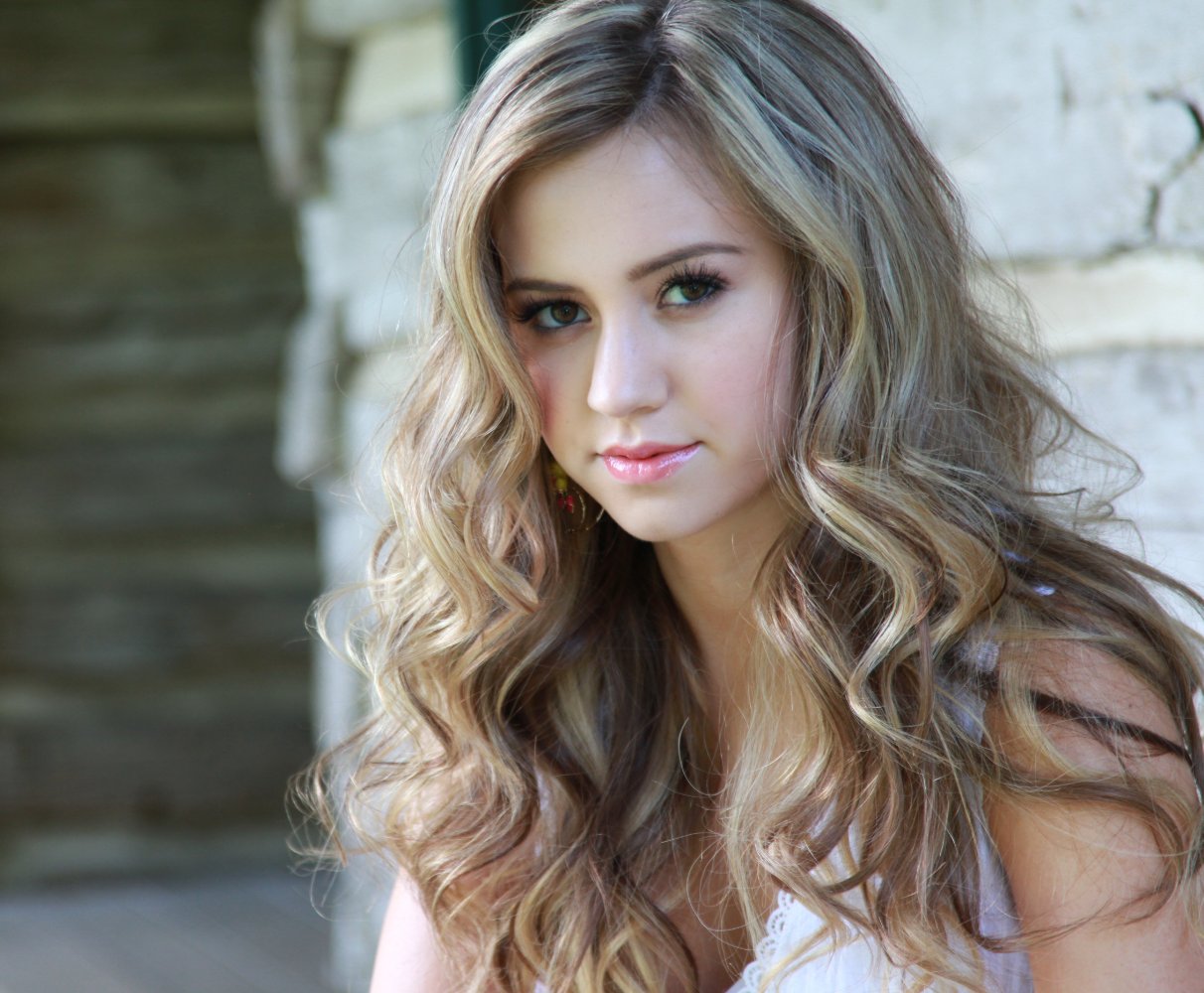 Callaghan Belle