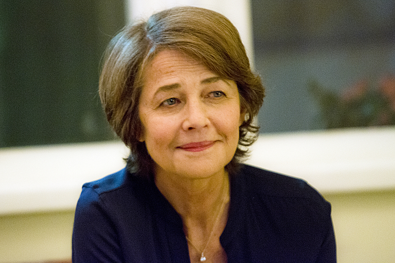 Dr. Evelyn Vogel