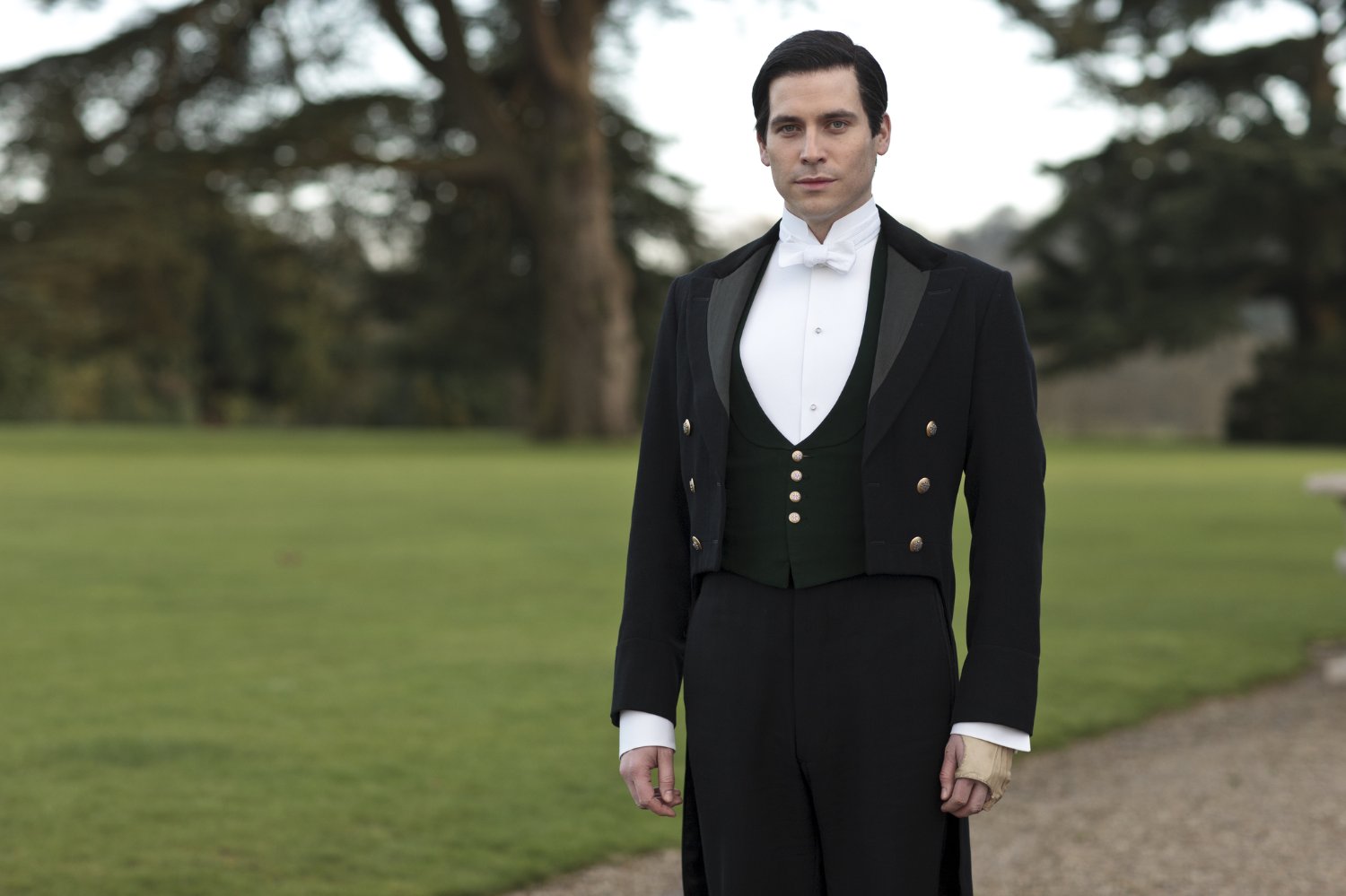 Robert James-Collier