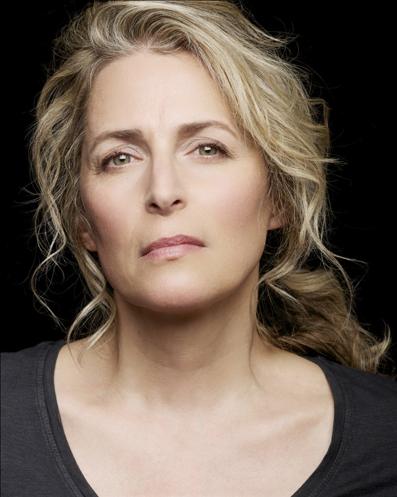 Janis Ahern