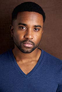 Aaron R Freckleton