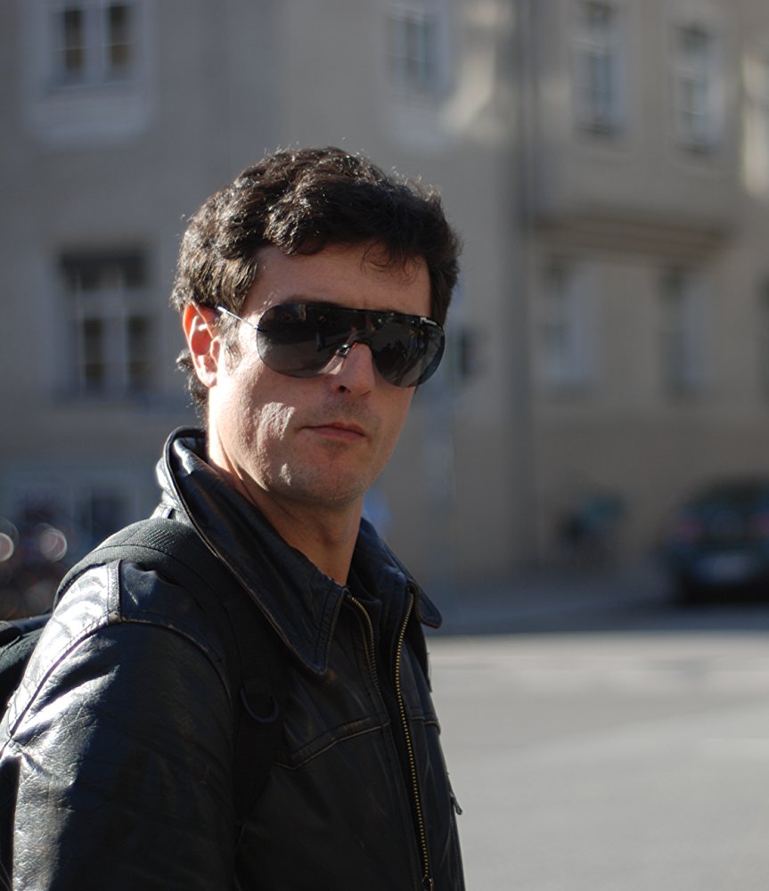 Adriano Carvalho