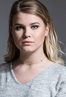 Iris Amber Stenger