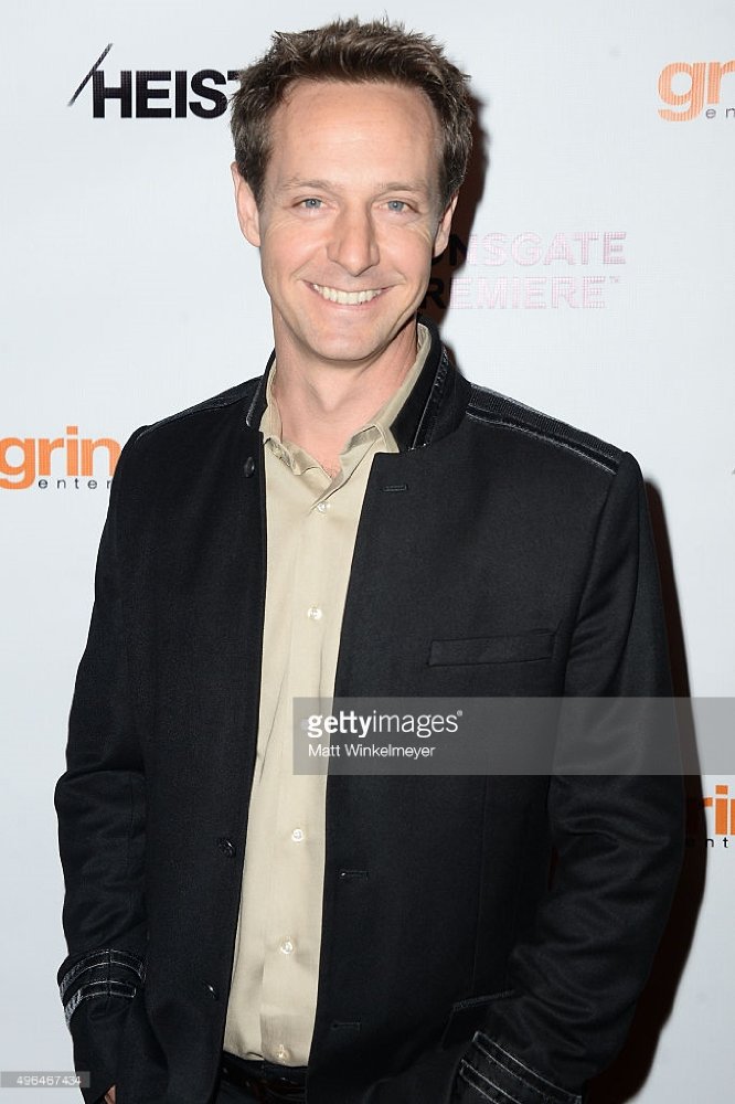 Christopher Rob Bowen