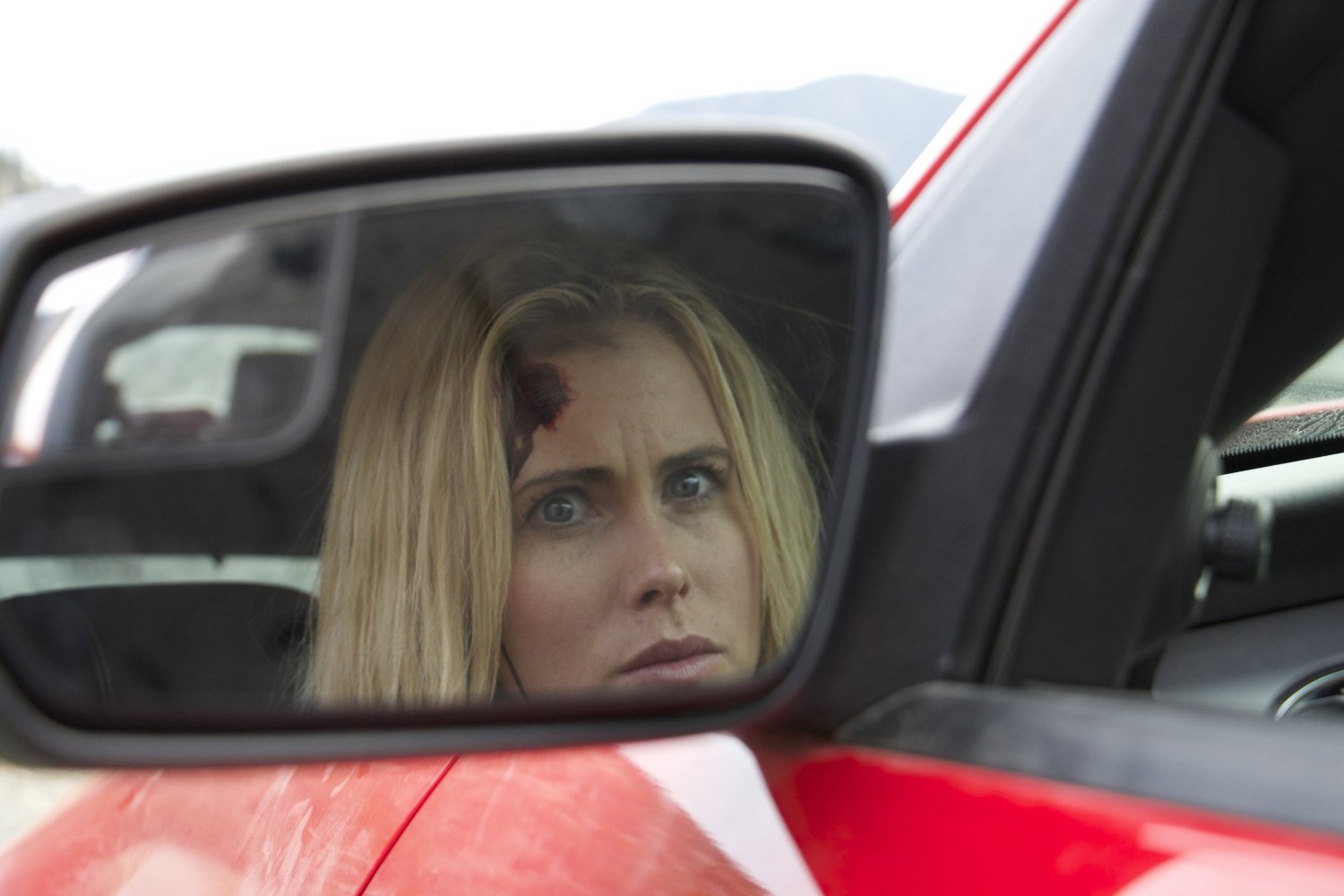 Anna Hutchison
