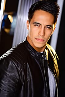 Grey Acuna