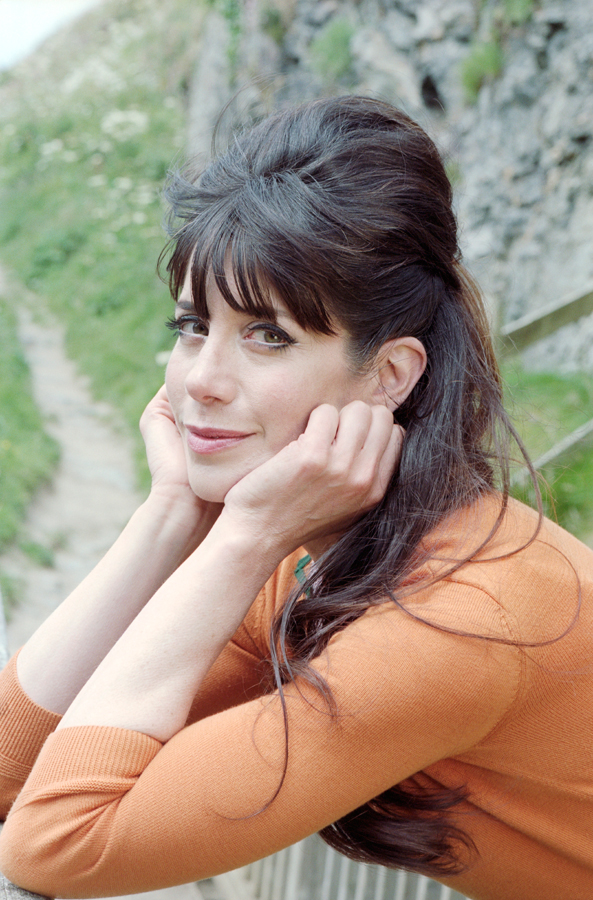 Caroline Catz