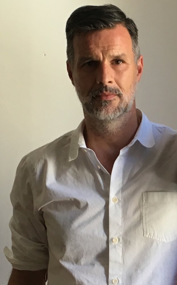 Des Hamilton