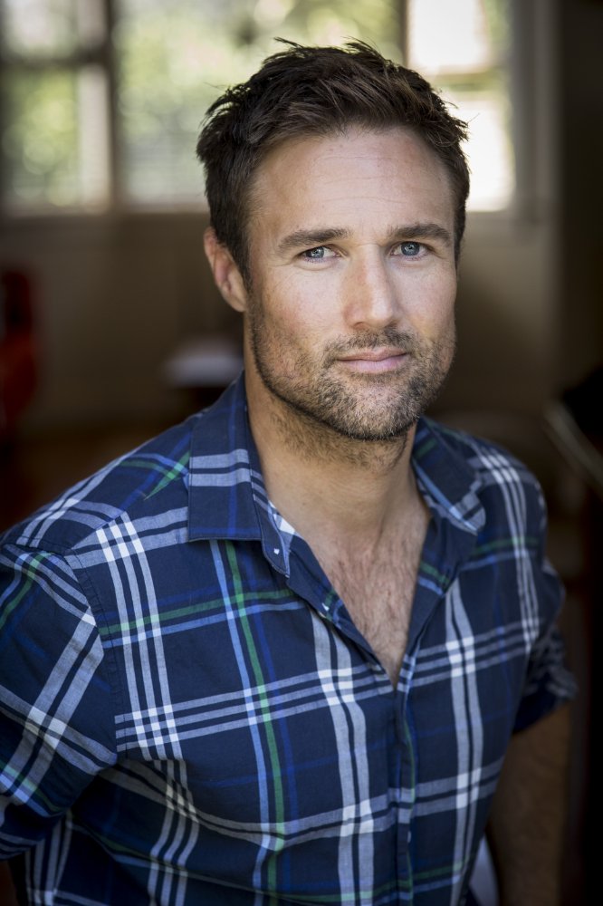 Richard Lambeth