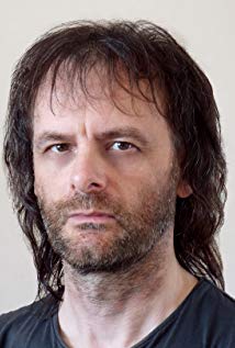 Glenn Povéy