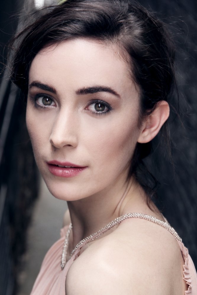 Geraldine Hakewill