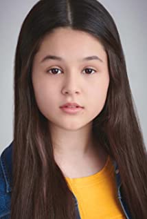 Maddie Roth