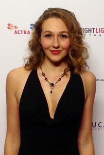 Ava Vanderstarren