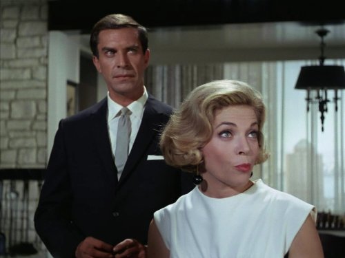 Barbara Bain