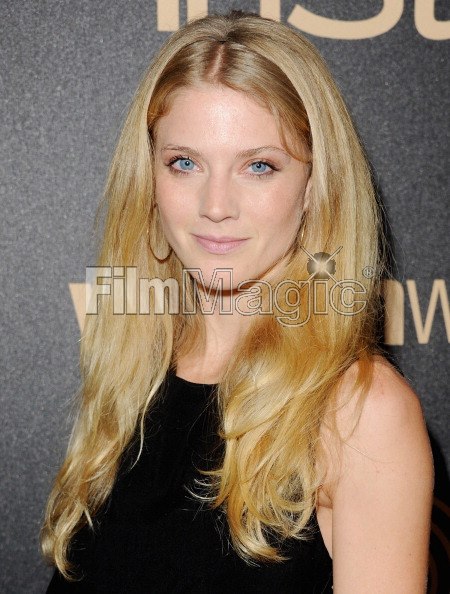 Winter Ave Zoli