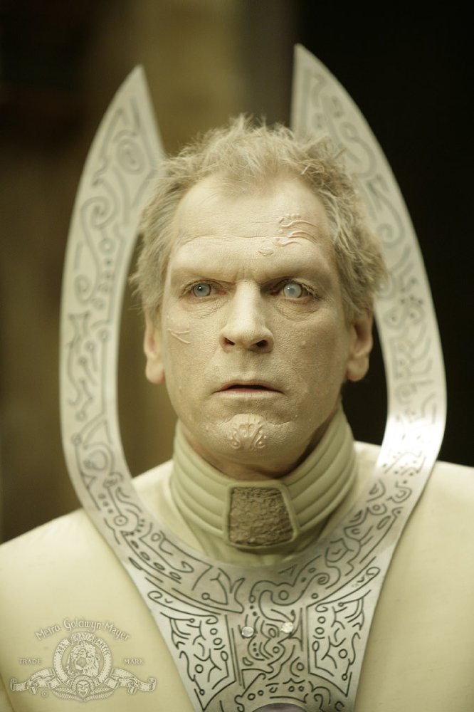 Julian Sands