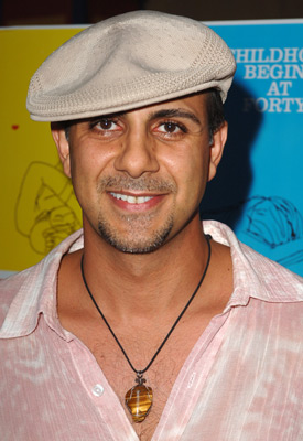 Anthony Azizi